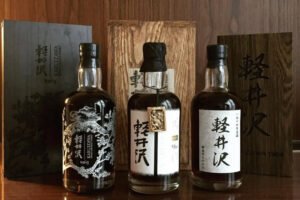 超人洋行專業收購輕井澤 Karuizawa 威士忌，為香港藏家提供免費鑑定、上門驗酒服務。屋企閒置的輕井澤 Karuizawa 威士忌，不論單支、原盒或多瓶藏品，我們都會核對酒標、封膜、水位與版本，按市場行情給予公道報價，全程保密透明，協助藏家輕鬆處理閒置老酒。